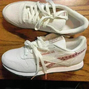 Reebok classic Chalk Leopard sneakers size…